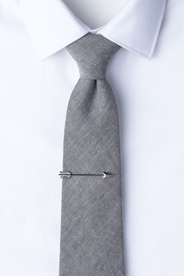 nyakkendőtű_ezüst_nyílvessző